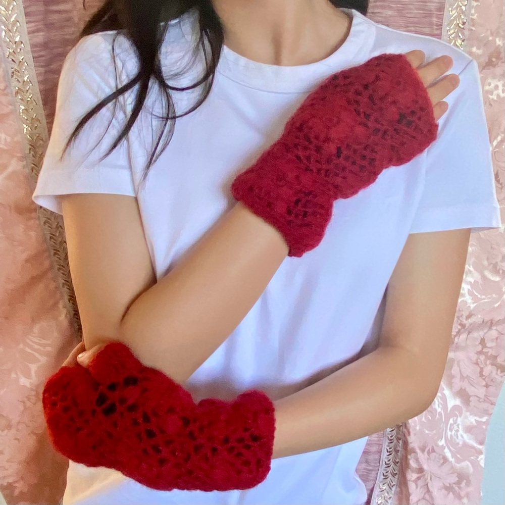 Pure Wool Hand Crochet Fingerless Gloves Lined